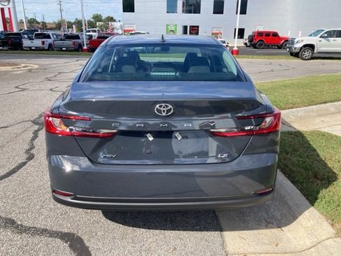 New 2025 Toyota Camry LE w/ Convenience Package image 7