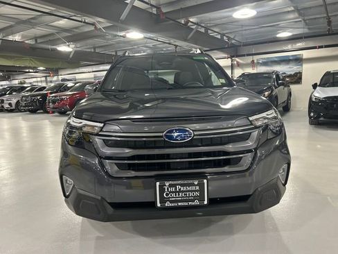 Certified 2025 Subaru Forester Premium image 6