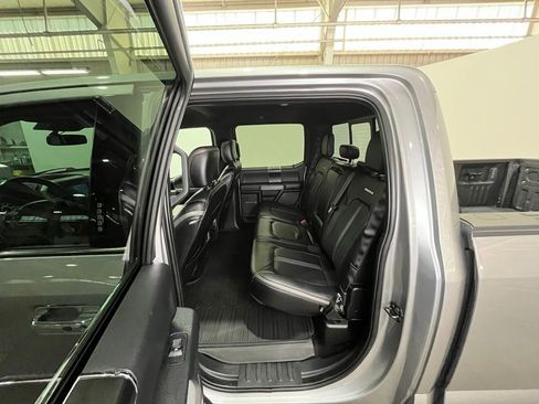Used 2020 Ford F150 Platinum w/ FX4 Off-Road Package AWD/4WD image 16