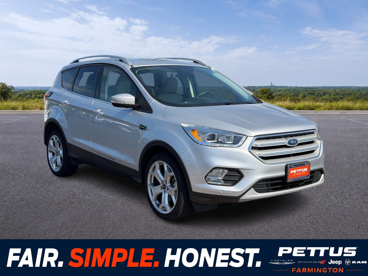 Used 2019 Ford Escape Titanium FWD image 1