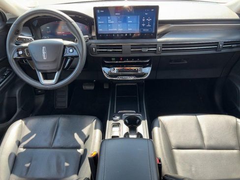Certified 2023 Lincoln Corsair Reserve w/ Equipment Group 201A AWD/4WD image 13