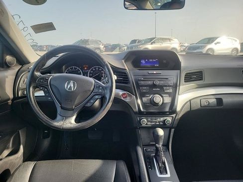 Used 2017 Acura ILX FWD image 5