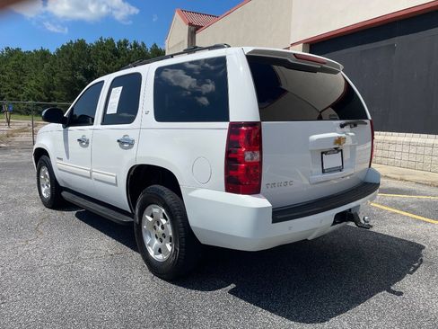 Used 2014 Chevrolet Tahoe LT w/ Luxury Package RWD image 8