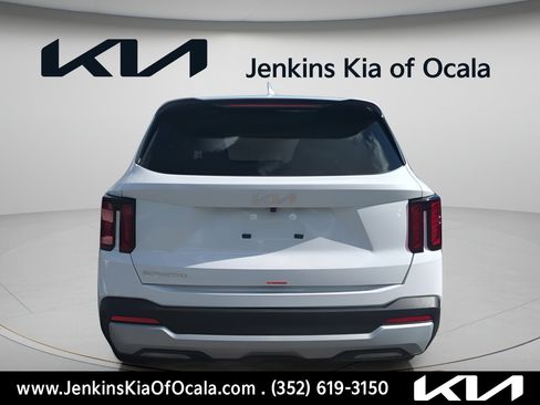 New 2026 Kia Sorento LX FWD image 4