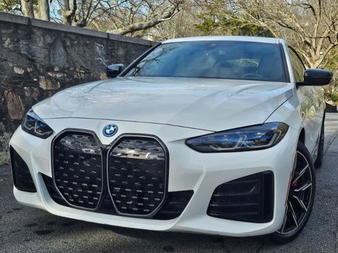 Used 2023 BMW i4 eDrive40 w/ M Sport Package image 88