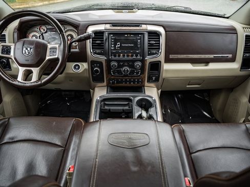 Used 2018 RAM 3500 Laramie Longhorn image 29