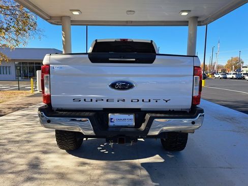 Certified 2019 Ford F250 Lariat w/ Lariat Ultimate Package image 5