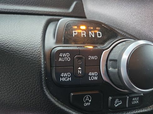 Used 2022 RAM 1500 Big Horn w/ Built-to-serve Edition image 19