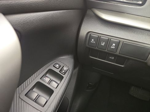 Used 2024 Mitsubishi Eclipse Cross SE image 27