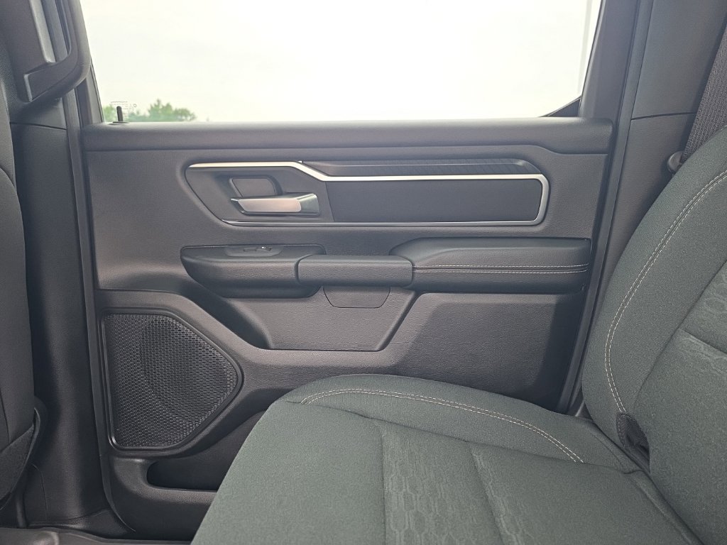 Used 2025 RAM 1500 Big Horn AWD/4WD image 12