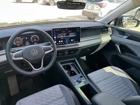 Used 2025 Volkswagen Tiguan S FWD image 14