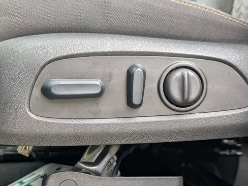 Used 2024 Chevrolet Equinox LT w/ LPO, Floor Liner Package FWD image 19