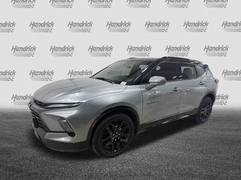Used 2023 Chevrolet Blazer RS w/ Enhanced Convenience Package AWD/4WD image 6