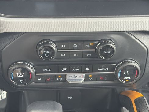 Used 2023 Ford Bronco Badlands AWD/4WD image 23