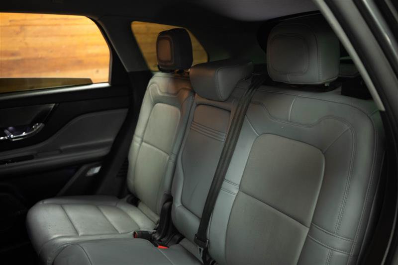 Used 2022 Lincoln Corsair FWD w/ Premium Package image 12