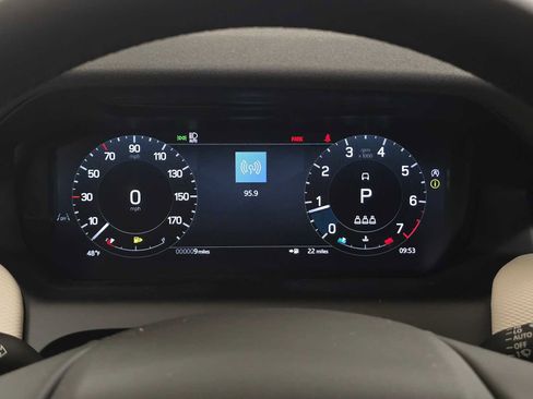 New 2026 Land Rover Discovery Sport Landmark image 26