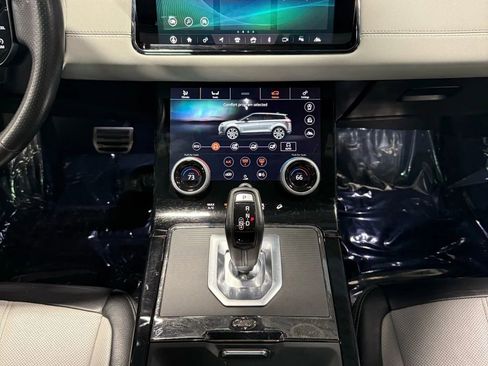 Used 2020 Land Rover Range Rover Evoque R-Dynamic S image 13