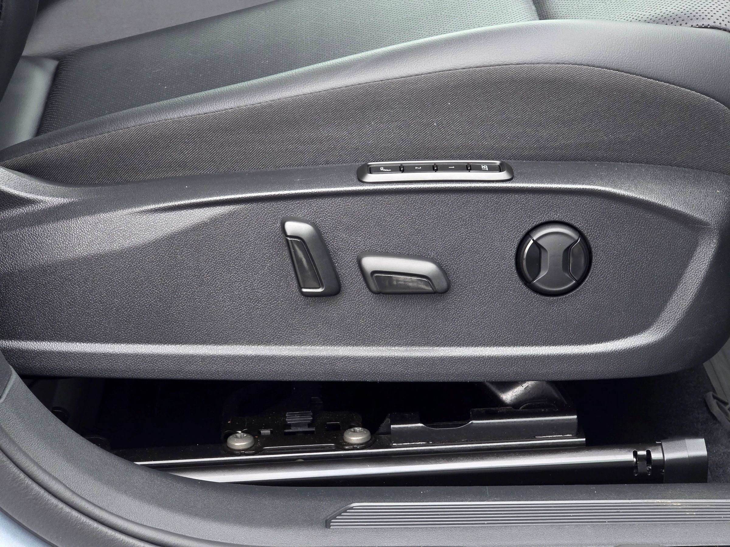 Used 2021 Volkswagen ID.4 Pro S RWD image 48