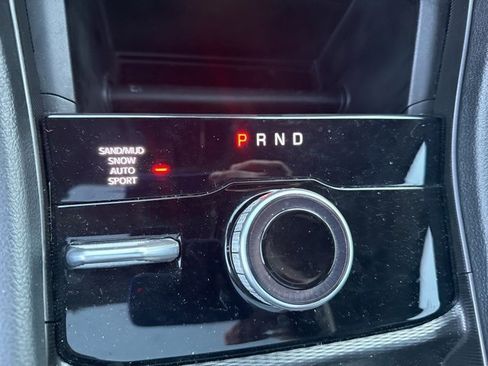 Used 2024 Jeep Grand Cherokee Limited w/ Black Appearance Package image 28