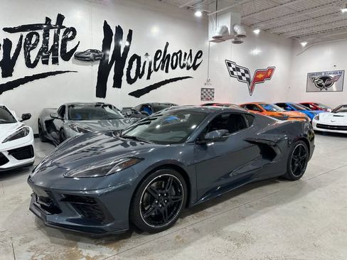 Used 2020 Chevrolet Corvette Stingray Coupe w/ Z51 Performance Package RWD image 24