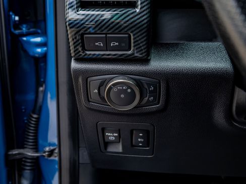 Used 2019 Ford F150 Raptor w/ Equipment Group 802A Luxury image 21