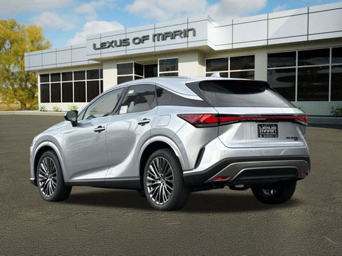 New 2026 Lexus RX 450h AWD image 3