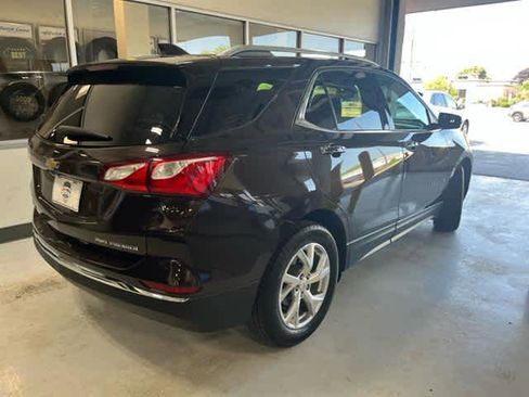 Used 2020 Chevrolet Equinox Premier image 6