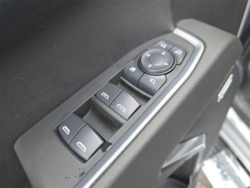 Used 2024 GMC Sierra 1500 SLT w/ SLT Premium Plus Package image 19
