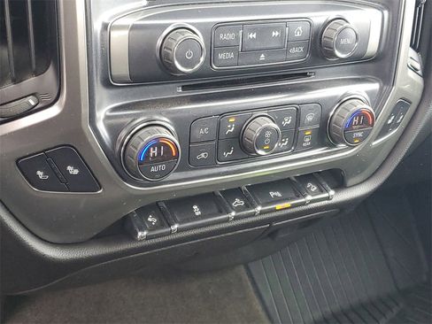 Used 2018 Chevrolet Silverado 1500 LT w/ All Star Edition image 21