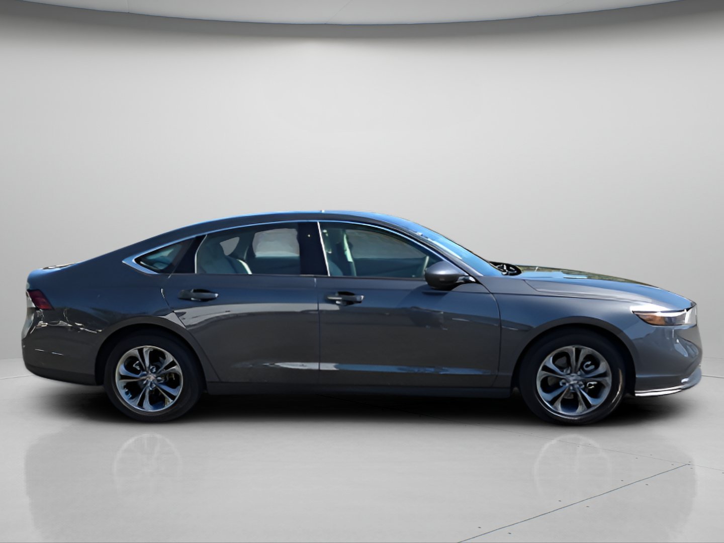 Used 2024 Honda Accord EX image 6