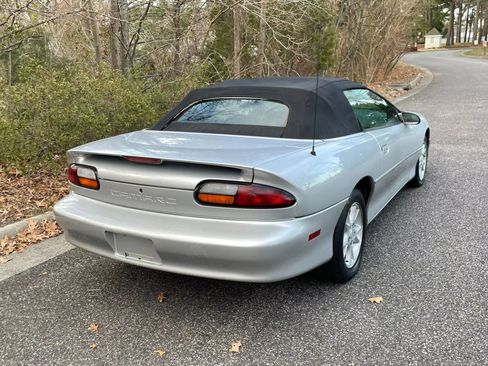 Used 2002 Chevrolet Camaro LT image 7