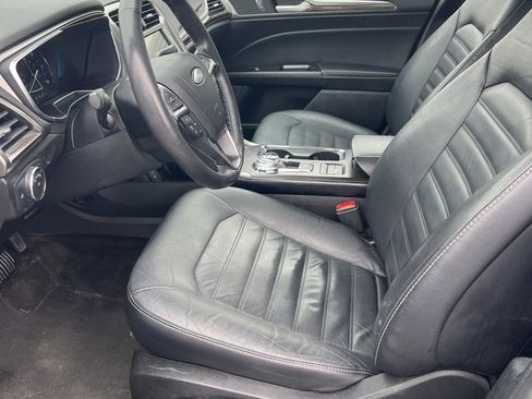 Used 2018 Ford Fusion Energi SE image 7