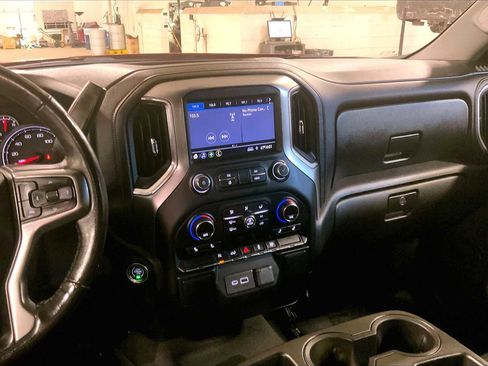 Used 2020 Chevrolet Silverado 1500 LT w/ All-Star Edition image 6