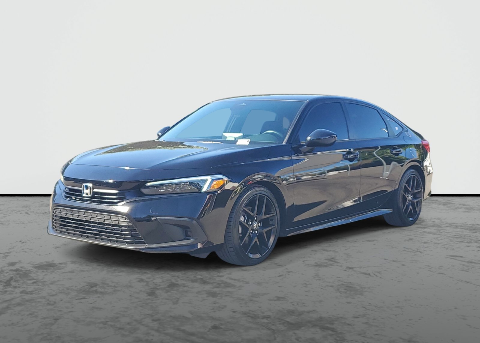 Used 2024 Honda Civic Sport image 2