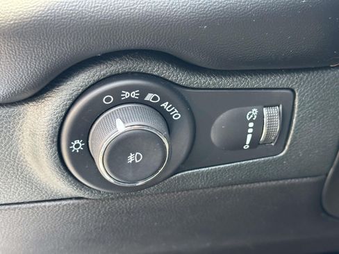 Used 2023 Dodge Durango R/T AWD/4WD image 24