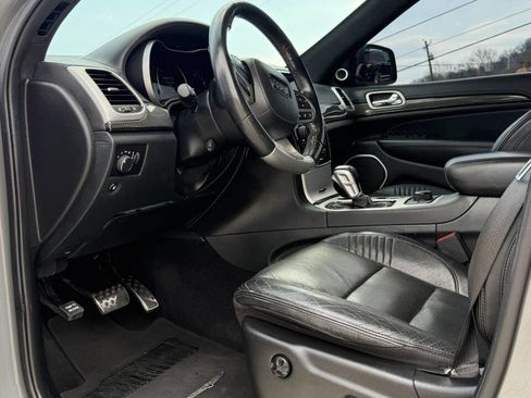 Used 2020 Jeep Grand Cherokee Trackhawk image 34