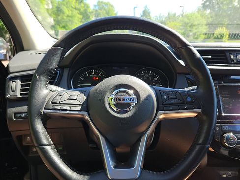 Certified 2019 Nissan Rogue Sport SL w/ Premium Package AWD/4WD image 20