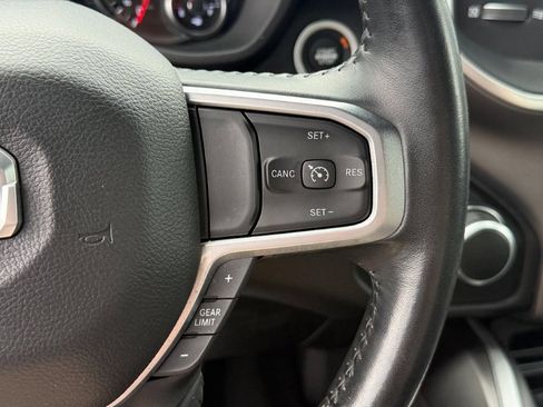 Used 2022 RAM 1500 Big Horn AWD/4WD image 32