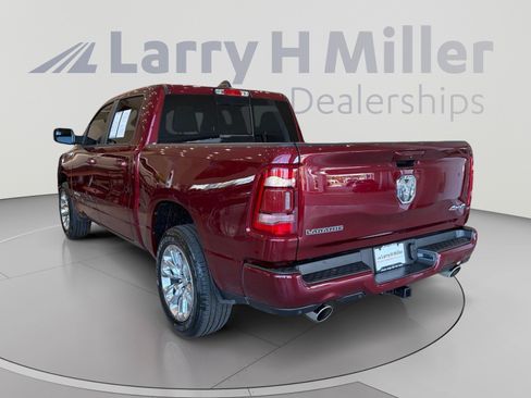Used 2024 RAM 1500 Laramie AWD/4WD image 3