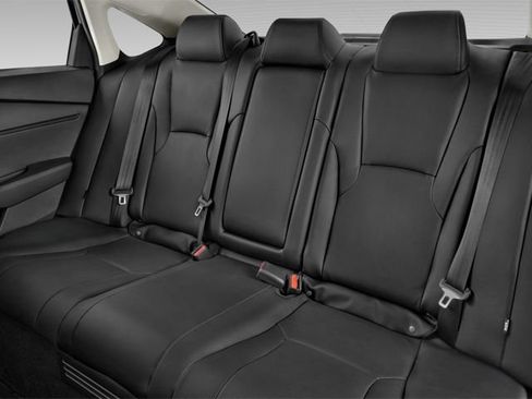 Used 2025 Honda Accord EX-L image 11