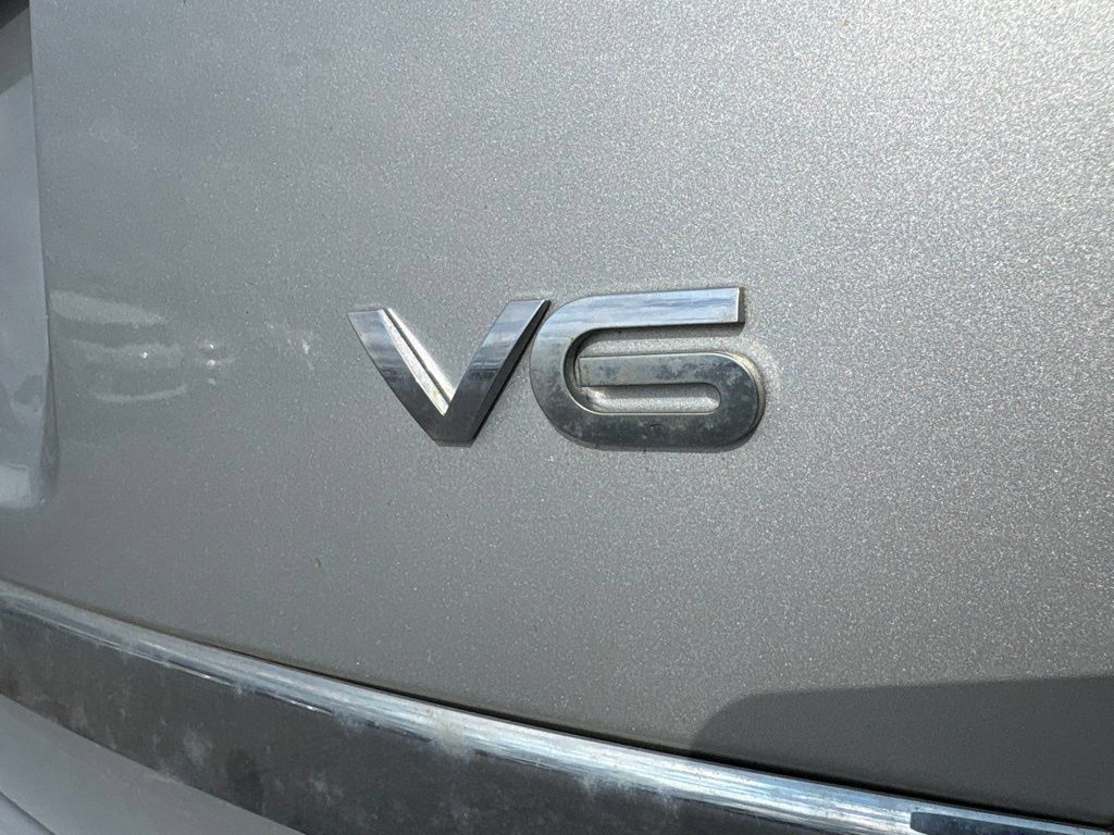 Used 2009 Saturn Vue XR FWD image 5