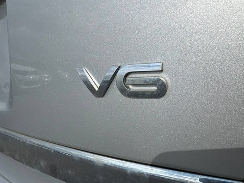 Used 2009 Saturn Vue XR FWD image 5