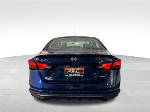 Used 2019 Nissan Altima 2.5 SR AWD/4WD image 6