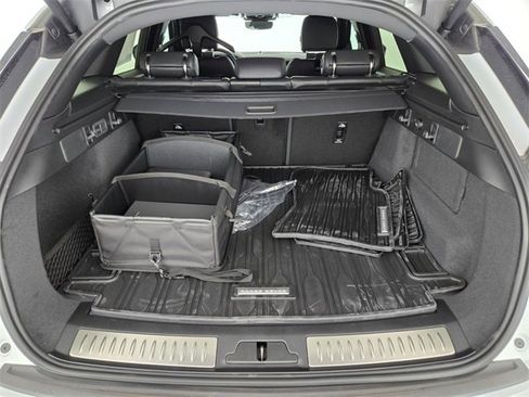 New 2026 Land Rover Range Rover Velar Dynamic SE image 14