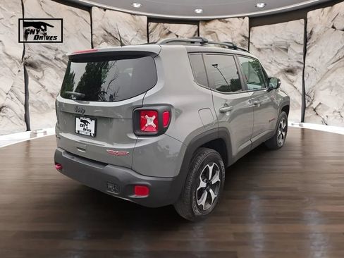 Used 2021 Jeep Renegade Trailhawk AWD/4WD image 5