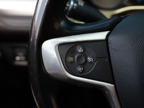 Used 2019 GMC Acadia SLT FWD image 21