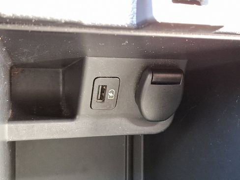 Used 2022 Nissan Rogue Sport S image 24