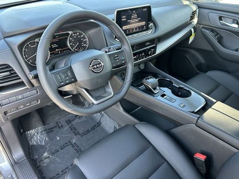 New 2026 Nissan Rogue SV image 17