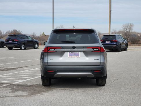 New 2026 Toyota Grand Highlander Limited image 8