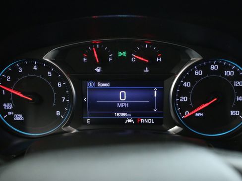 Used 2023 Chevrolet Equinox RS AWD/4WD image 12